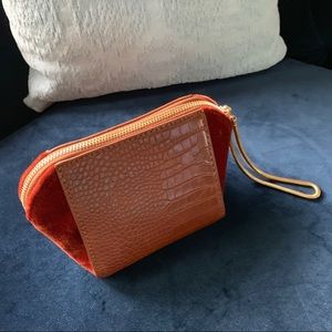Adorable pint size handbag